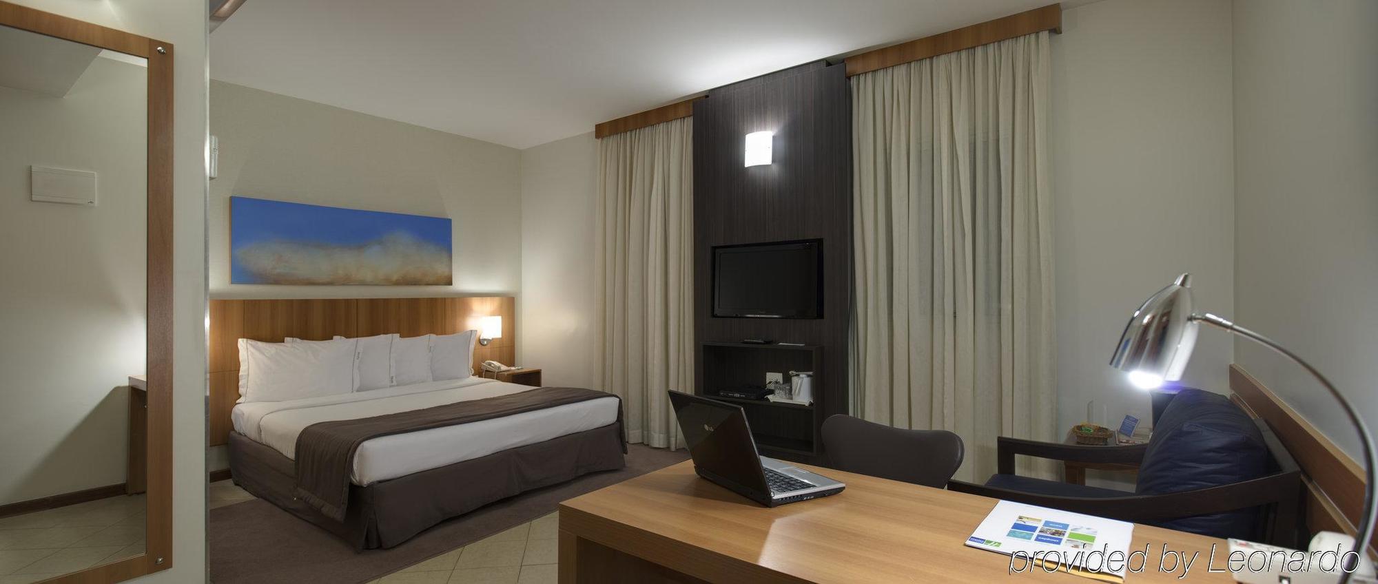 Holiday Inn Express Avenida Sumare Sao Paulo Exterior foto