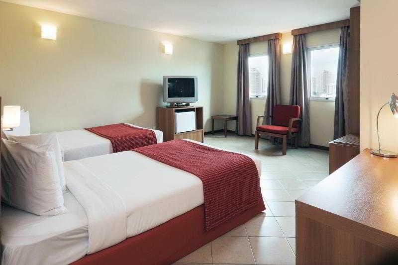 Holiday Inn Express Avenida Sumare Sao Paulo Cameră foto