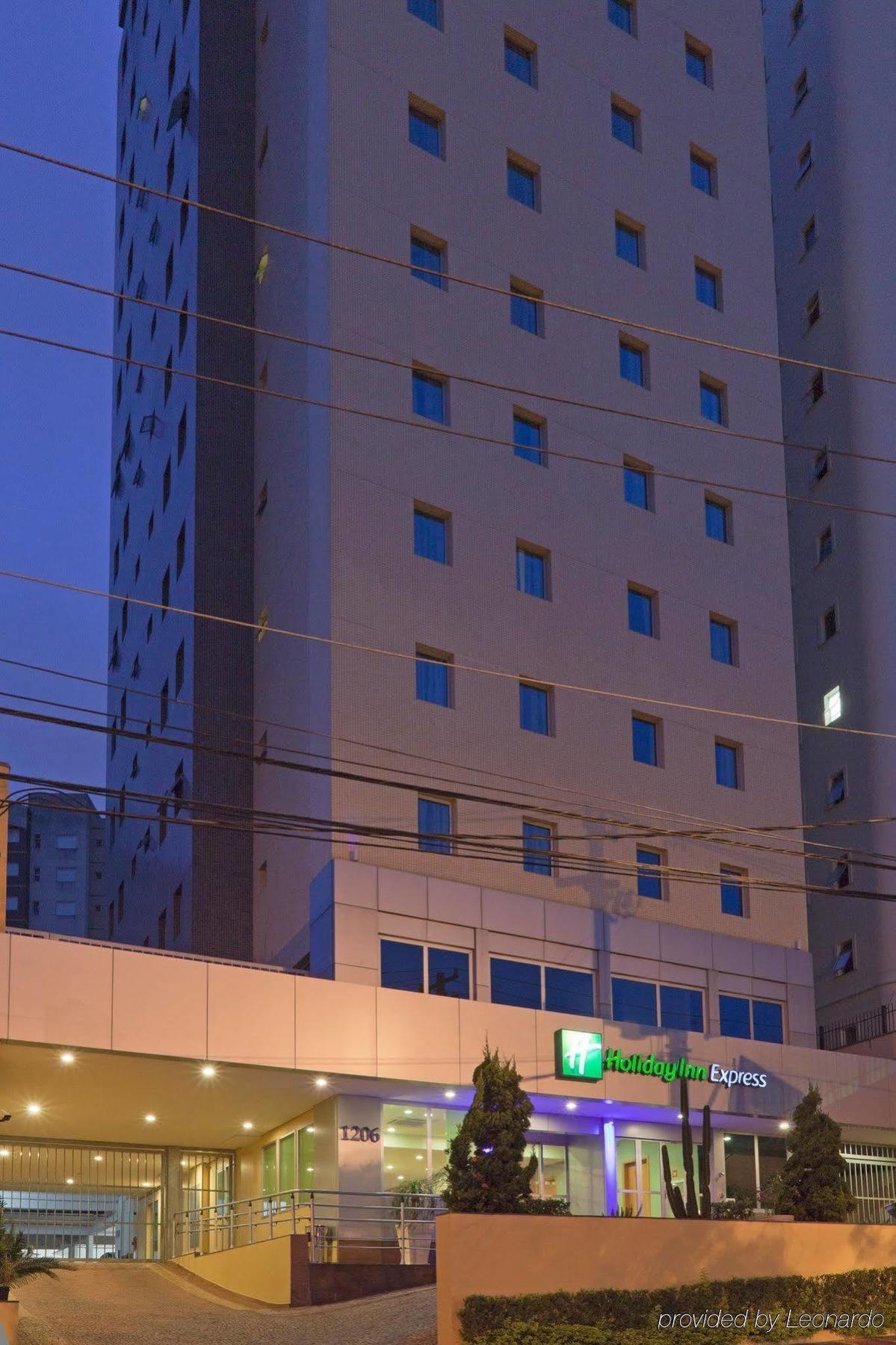 Holiday Inn Express Avenida Sumare Sao Paulo Exterior foto